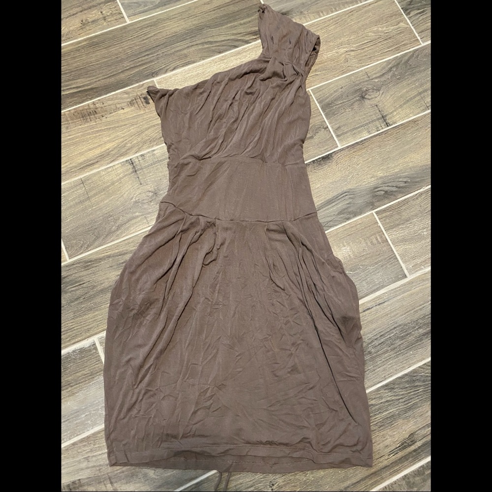 One shoulder dress